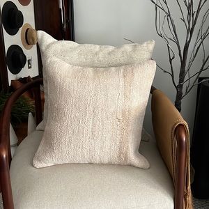 100% authentic vintage light pink peach Turkish hemp rug pillow cover 20”